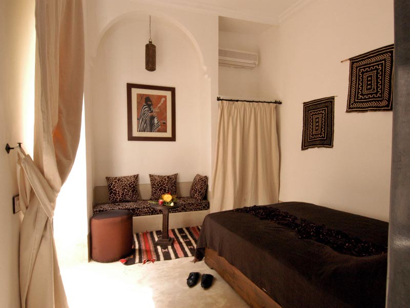 Cheikh Bedroom